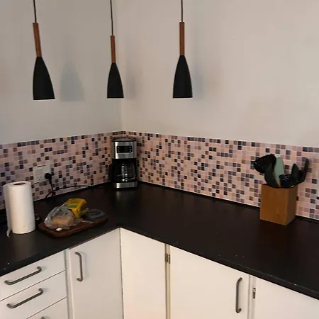 With Three Bedrooms * Vemb
