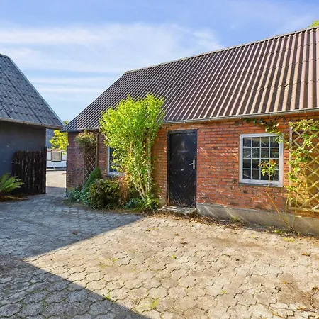 Holiday home With Three Bedrooms Vemb
